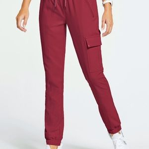 Women’s 6 pocket jogger scrub